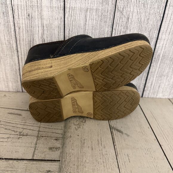 Dansko Women's Size 38 Black Leather Professional Slip-On Clogs Comfort Shoes - Picture 7 of 8